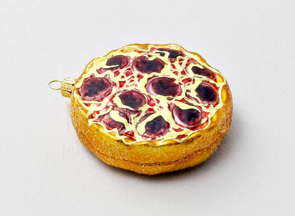Christmas tree toy Pepperoni pizza