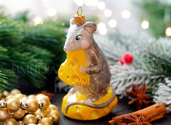 Christmas tree toy Mouse with cheese