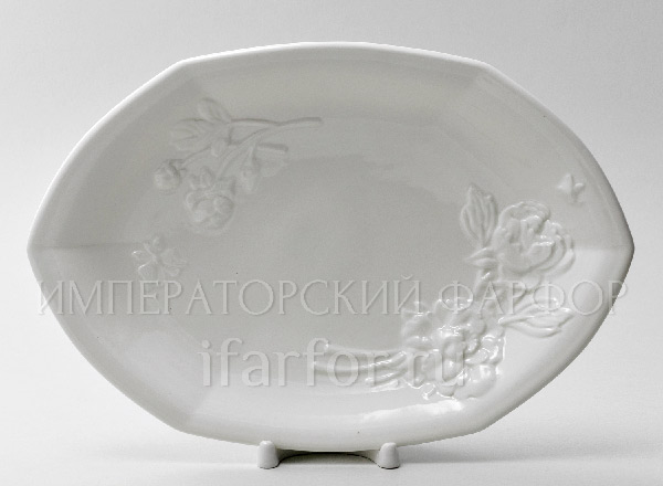 Dish/ platter oval Flower relief 