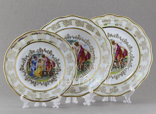 Set of plates Table Madonna Mother of Pearl 6/18 Madonna Crown