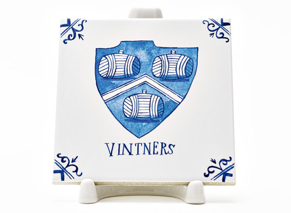 Tile Dutch. Coat of arms of winemakers 