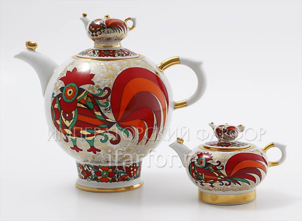 Set of teapots Red rooster Family