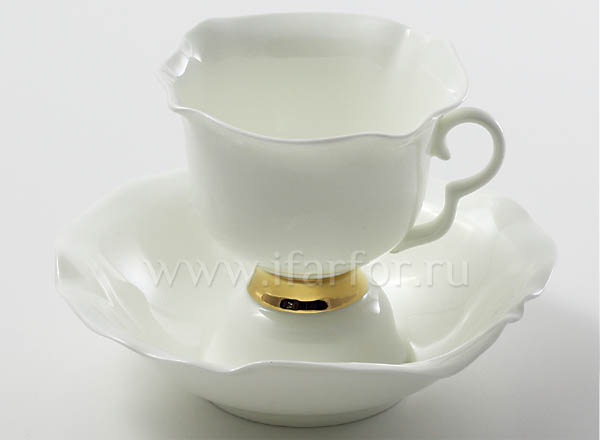 Cup and saucer tea Gold ribbon White flower